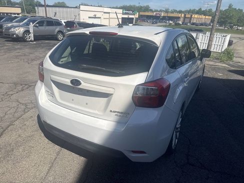 Used 2014 Subaru Impreza 2.0i Premium AWD/4WD image 8