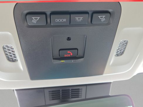 Certified 2026 Toyota Camry XLE FWD image 29
