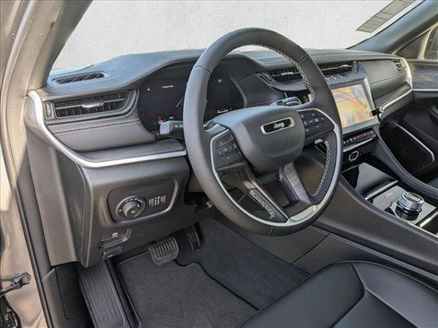 New 2026 Jeep Grand Cherokee Limited image 3