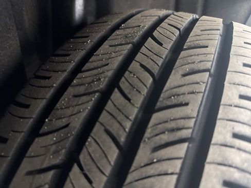 Used 2016 Volkswagen Tiguan SE image 30