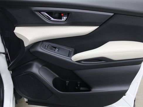 Used 2020 Subaru Ascent Premium w/ Convenience Package image 28