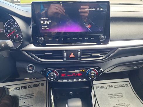 Used 2023 Kia Forte GT-Line image 12