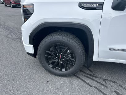 New 2026 GMC Sierra 1500 Elevation w/ Preferred Package