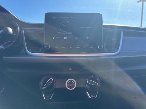 Used 2023 Kia Rio LX image 8