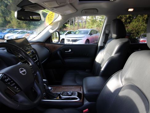Used 2021 Nissan Armada SL w/ Captain's Chairs Package image 13