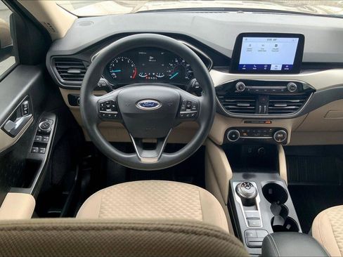 Used 2020 Ford Escape SE FWD image 5