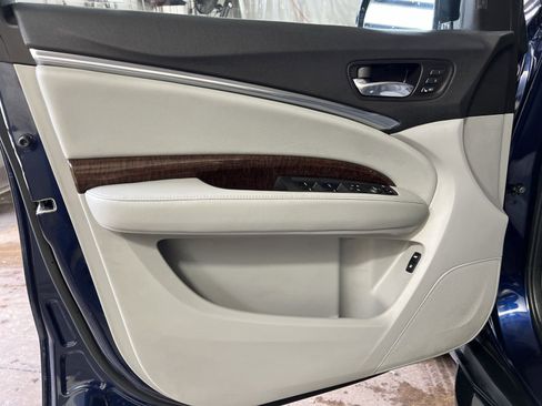 Used 2017 Acura MDX SH-AWD w/ Technology Package image 10