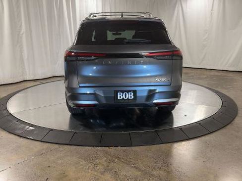 Certified 2026 INFINITI QX60 Luxe w/ Family Package image 7