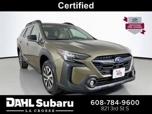 Used 2024 Subaru Outback Premium AWD/4WD image 1