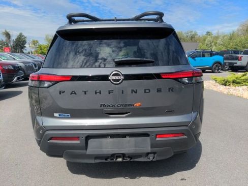 Used 2024 Nissan Pathfinder Rock Creek image 6