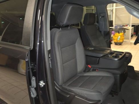 Used 2024 Chevrolet Silverado 1500 Custom Trail Boss w/ LPO, Dark Essentials Package AWD/4WD image 24