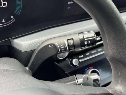 Used 2025 Hyundai Sonata SEL FWD image 8
