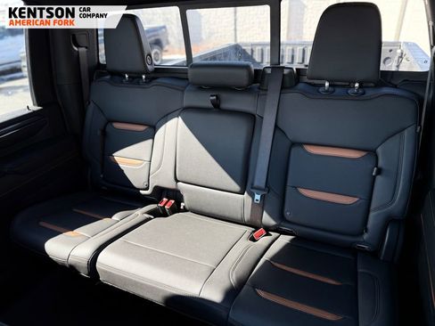 Used 2024 GMC Sierra 2500 AT4 w/ AT4 Premium Plus Package image 40