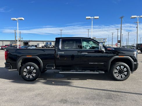 New 2026 GMC Sierra 3500 Denali w/ Denali Reserve Package image 6