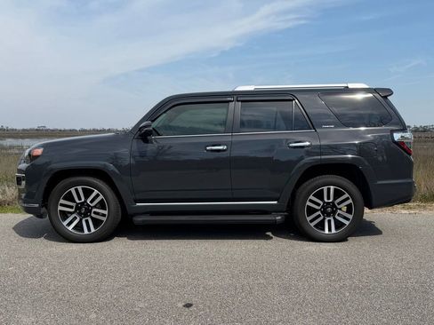 Used 2024 Toyota 4Runner Limited image 2