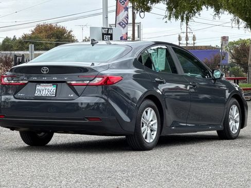 Used 2025 Toyota Camry LE w/ Convenience Package FWD image 3