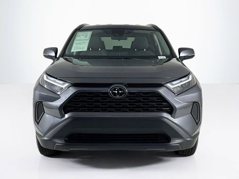 Used 2024 Toyota RAV4 XLE AWD/4WD image 8