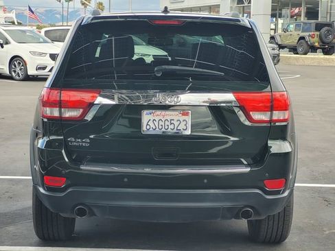 Used 2011 Jeep Grand Cherokee Limited w/ Luxury Group II AWD/4WD image 5