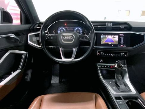 Used 2020 Audi Q3 2.0T Premium Plus w/ Premium Plus Package AWD/4WD image 12