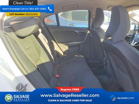 Used 2014 Volvo S60 T5 FWD image 13