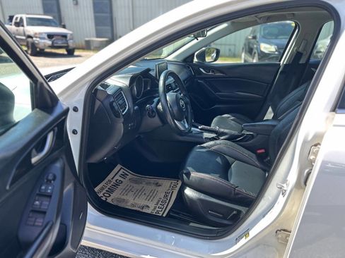Used 2015 MAZDA MAZDA3 i Grand Touring image 9