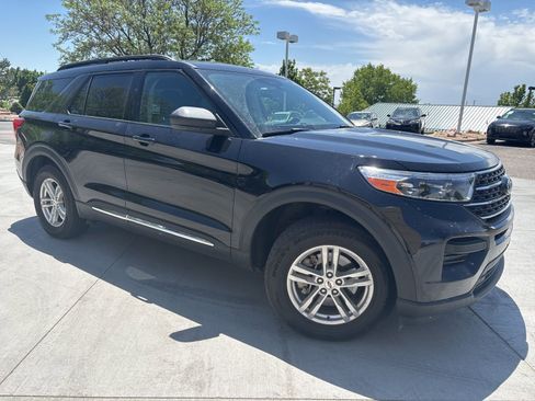 Used 2020 Ford Explorer XLT w/ Comfort Package AWD/4WD image 1