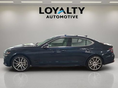 Used 2025 Genesis G70 2.5T AWD/4WD image 2
