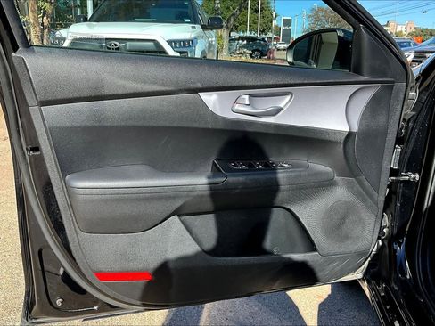 Certified 2024 Kia Forte LXS image 19