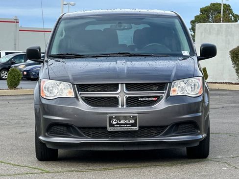 Used 2017 Dodge Grand Caravan SE w/ Power Window Group image 10