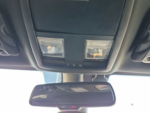 Certified 2022 Dodge Challenger R/T w/ Plus Package image 40