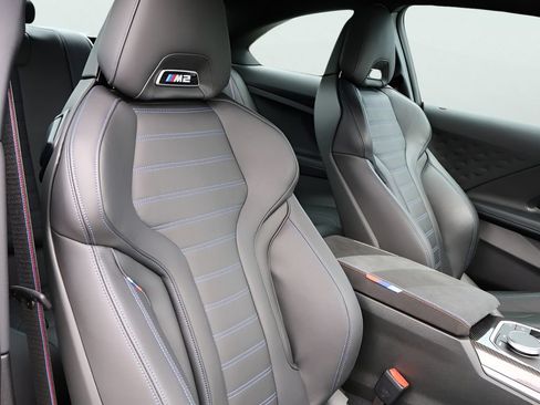 Used 2023 BMW M2 w/ Lighting Package RWD image 12