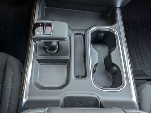 New 2026 GMC Sierra 1500 Elevation image 13