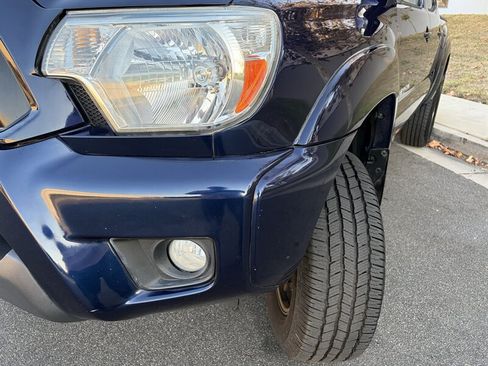 Used 2013 Toyota Tacoma PreRunner w/ TRD Sport Pkg RWD image 29