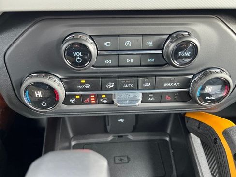 New 2023 Ford Bronco Badlands AWD/4WD image 12