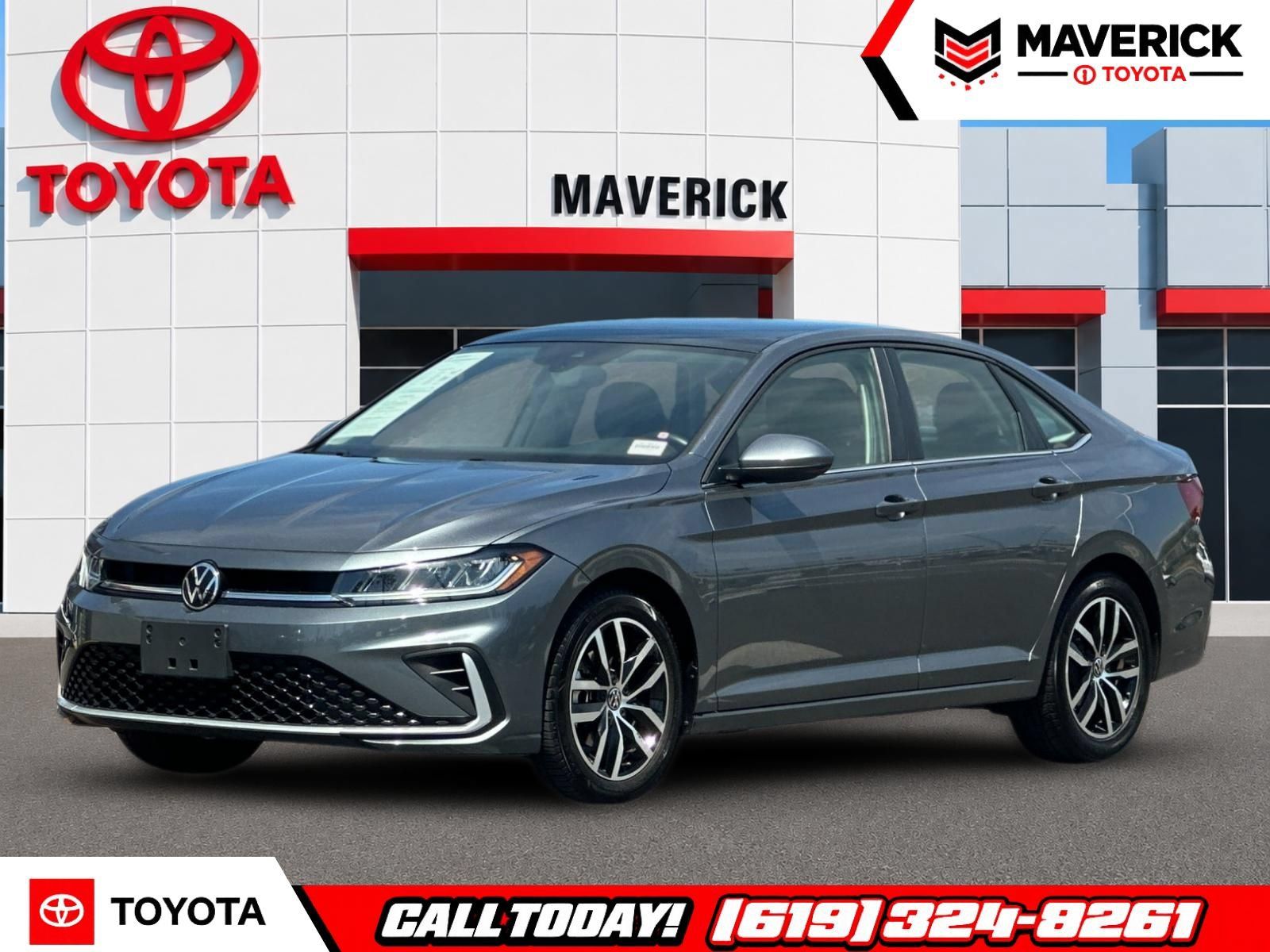 Used 2025 Volkswagen Jetta SE FWD image 1