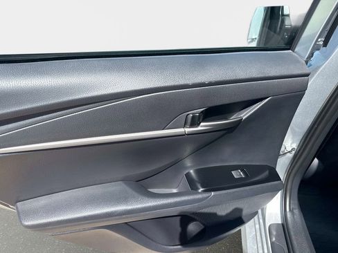 Used 2026 Toyota Camry LE w/ Convenience Package image 12