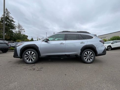 New 2025 Subaru Outback Touring XT image 5