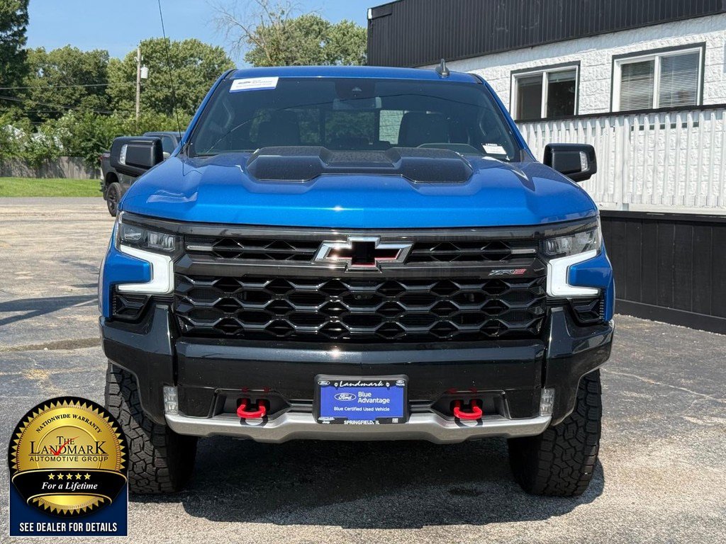 Used 2022 Chevrolet Silverado 1500 ZR2 AWD/4WD image 2