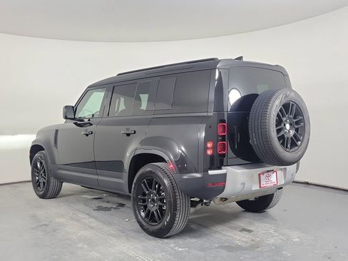 Used 2025 Land Rover Defender 110 S AWD/4WD image 6