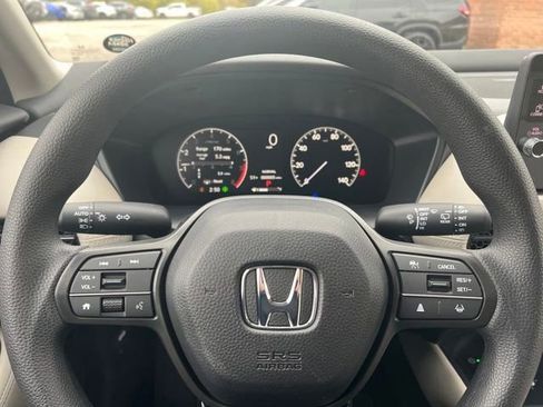 New 2026 Honda HR-V LX image 9