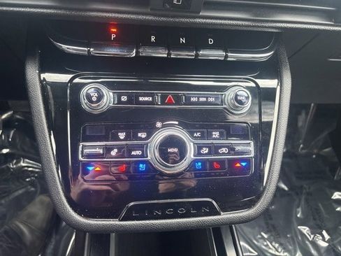 Used 2020 Lincoln Corsair Reserve w/ Equipment Group 201A image 19