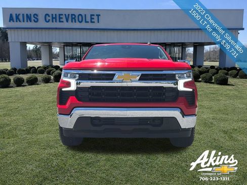 Used 2023 Chevrolet Silverado 1500 LT w/ Protection Package AWD/4WD image 9