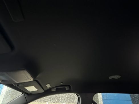 Used 2025 Buick Enclave Preferred image 24