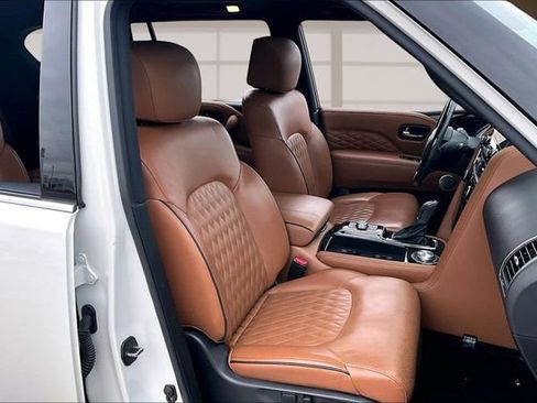 Used 2023 INFINITI QX80 Sensory w/ Cargo Package image 7