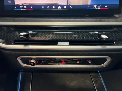 Used 2024 BMW X5 xDrive40i w/ Premium Package image 21