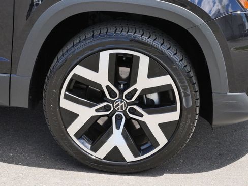Used 2023 Volkswagen Taos SEL AWD/4WD image 15