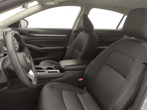 Used 2023 Nissan Altima 2.5 SV image 17