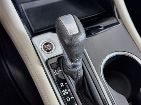 Used 2023 Nissan Altima 2.5 SV FWD image 24