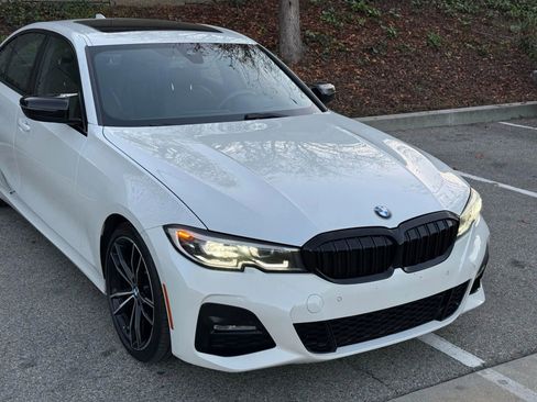 Used 2019 BMW 330i Sedan w/ M Sport Package image 6