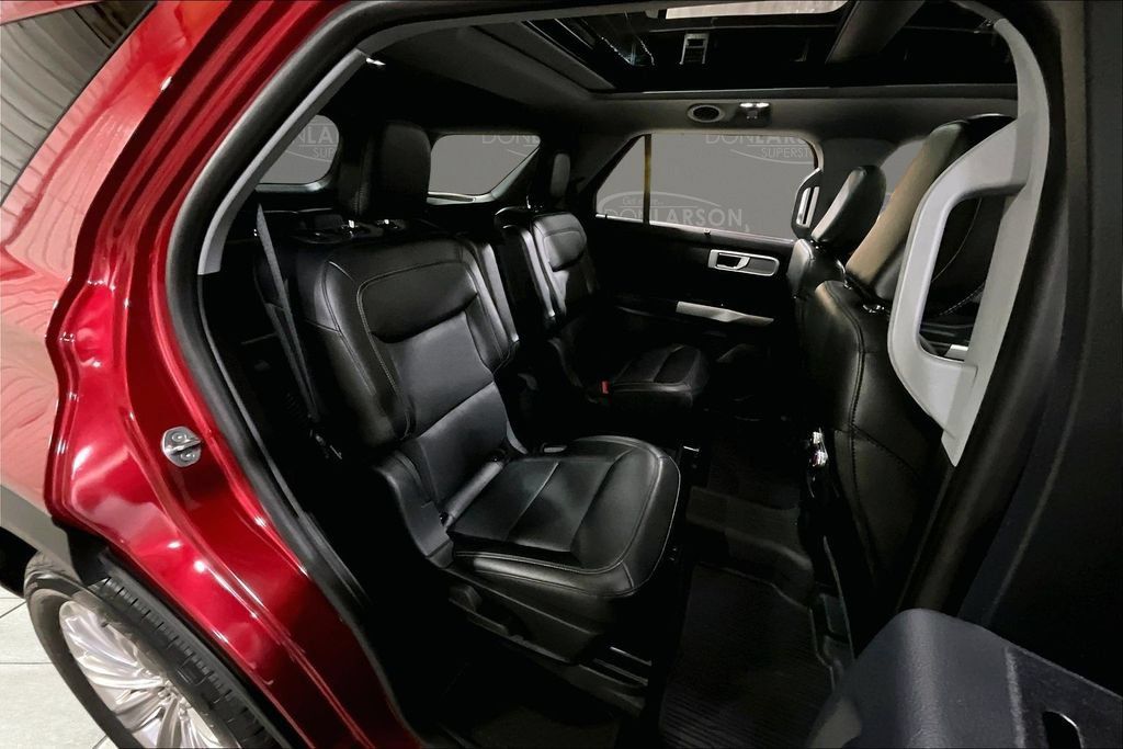Certified 2021 Ford Explorer Limited w/ Equipment Group 301A AWD/4WD image 19